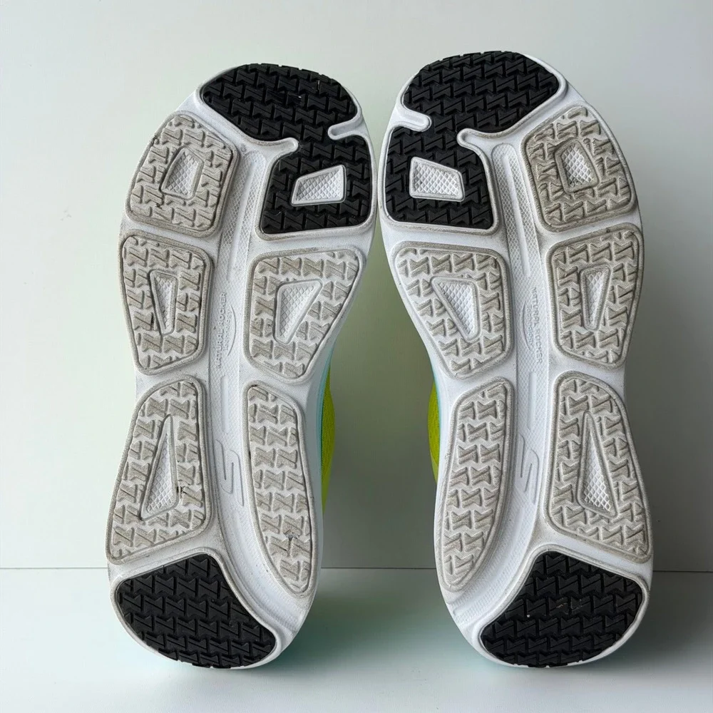 Skechers Max Cushioning Endeavor Running Shoes Mens 11 Lime Athletic Comfort